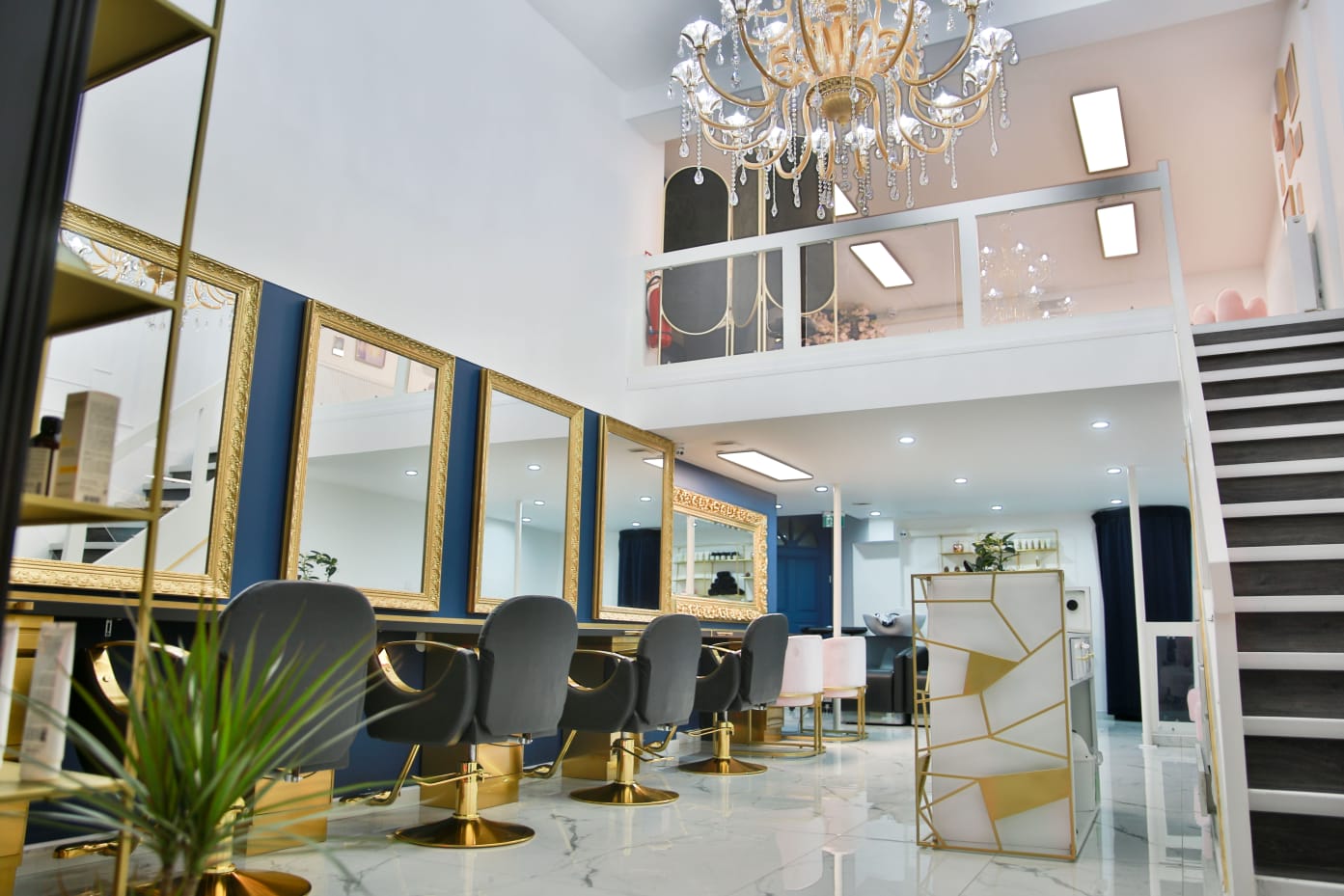 Image d'un salon de beauté numero 16