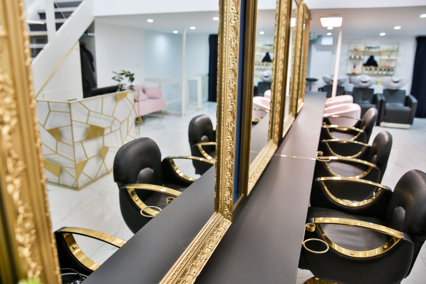 Image d'un salon de beauté numero 24